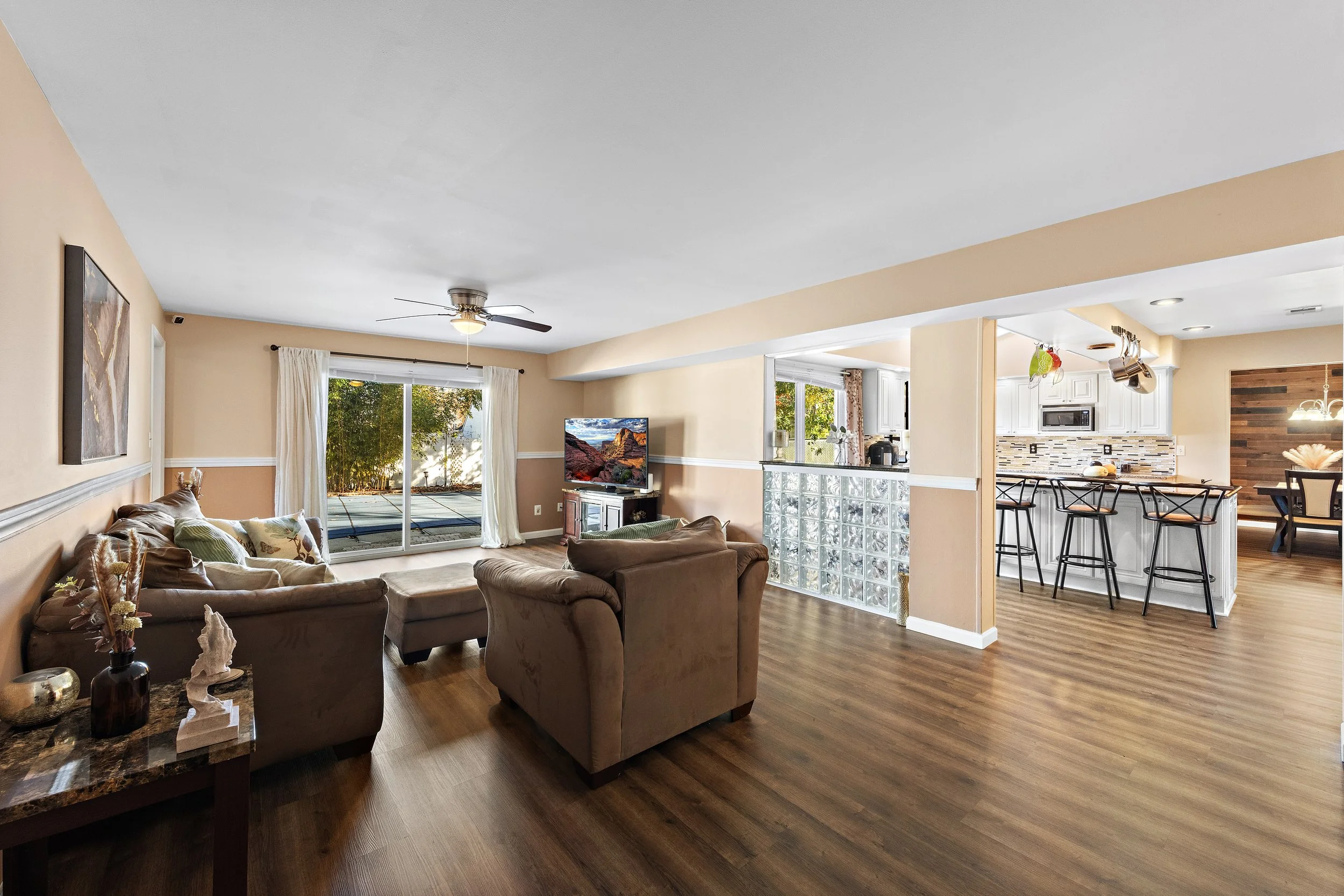 98 Maine St (21).jpg