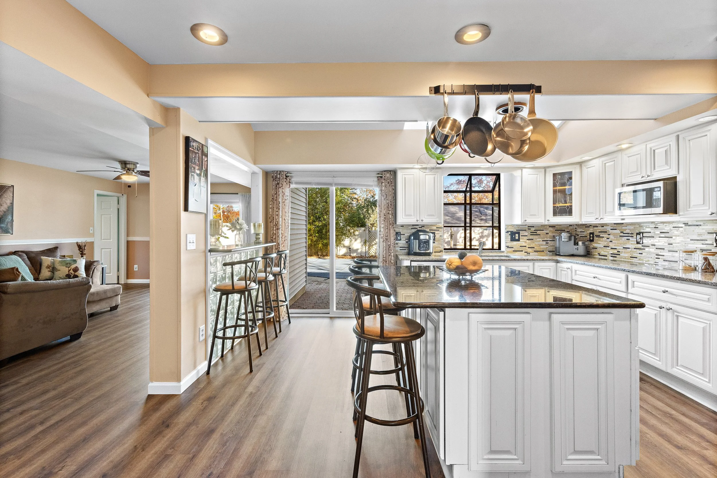 98 Maine St (32).jpg