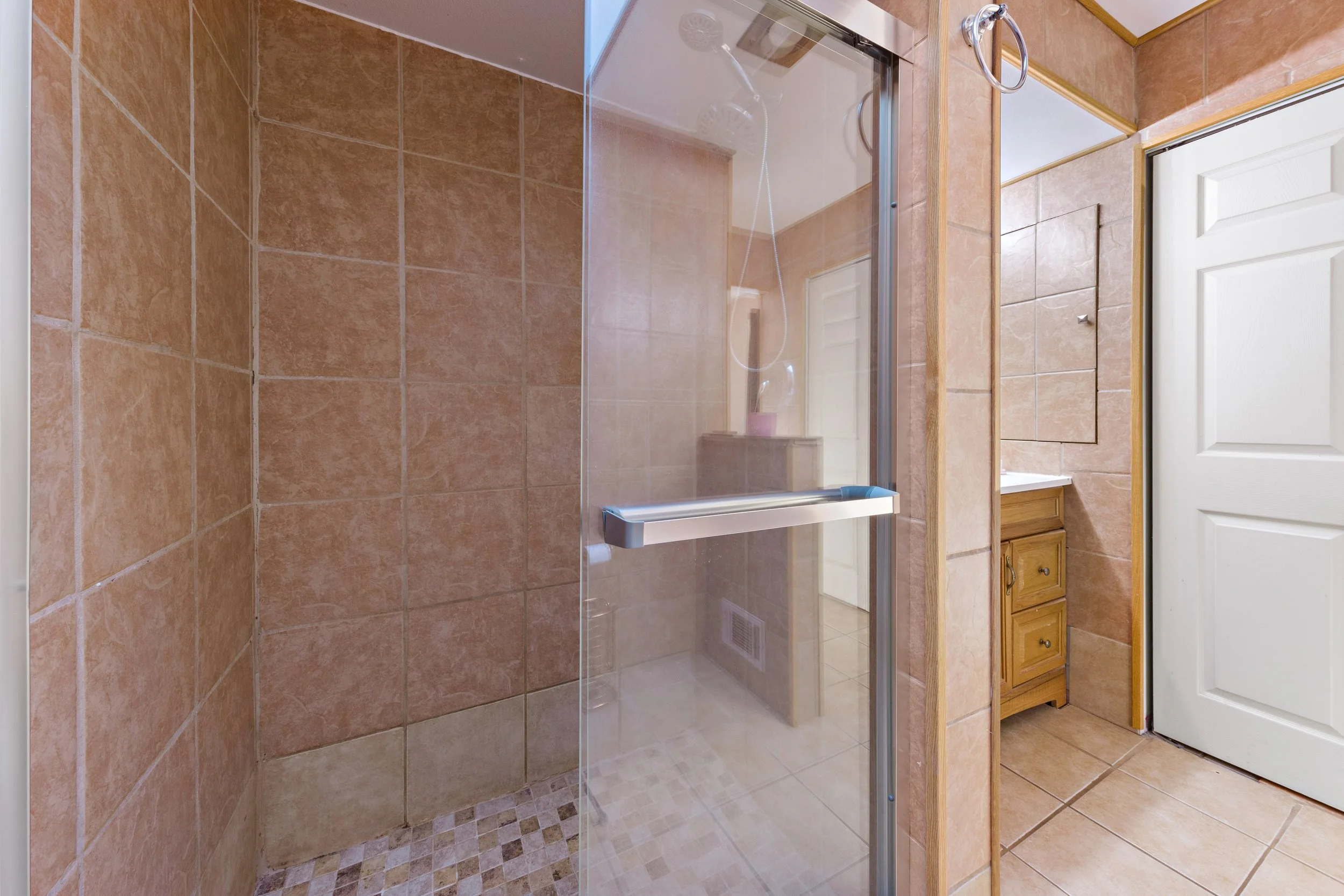 98 Maine St (38).jpg