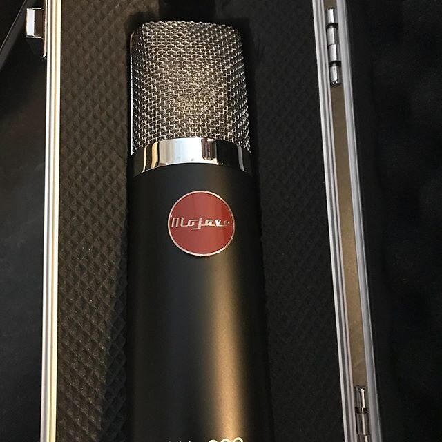 I just got John Atonic a deal on this amazing microphone! #happynewgearday #mojavema300 #royermicrophones #mojavemicrophones