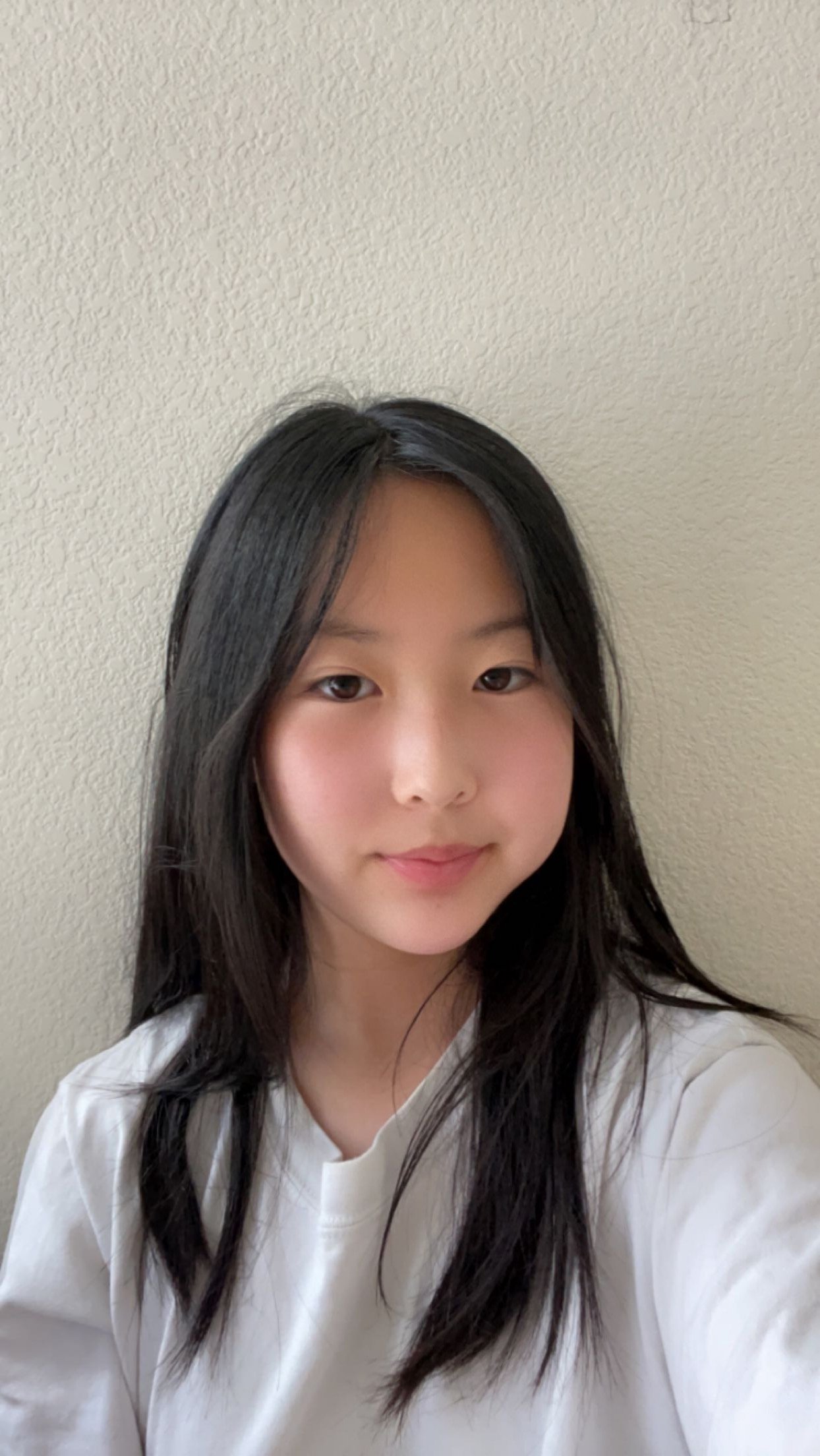  Hey! I’m Katherine Qian     and I’m in the All-Purpose commission. I love to bake, draw, swim, and listen to music in my free time. Horner is a great school because of its inclusive, fun, and supportive community. As part of ASB this year, I hope to