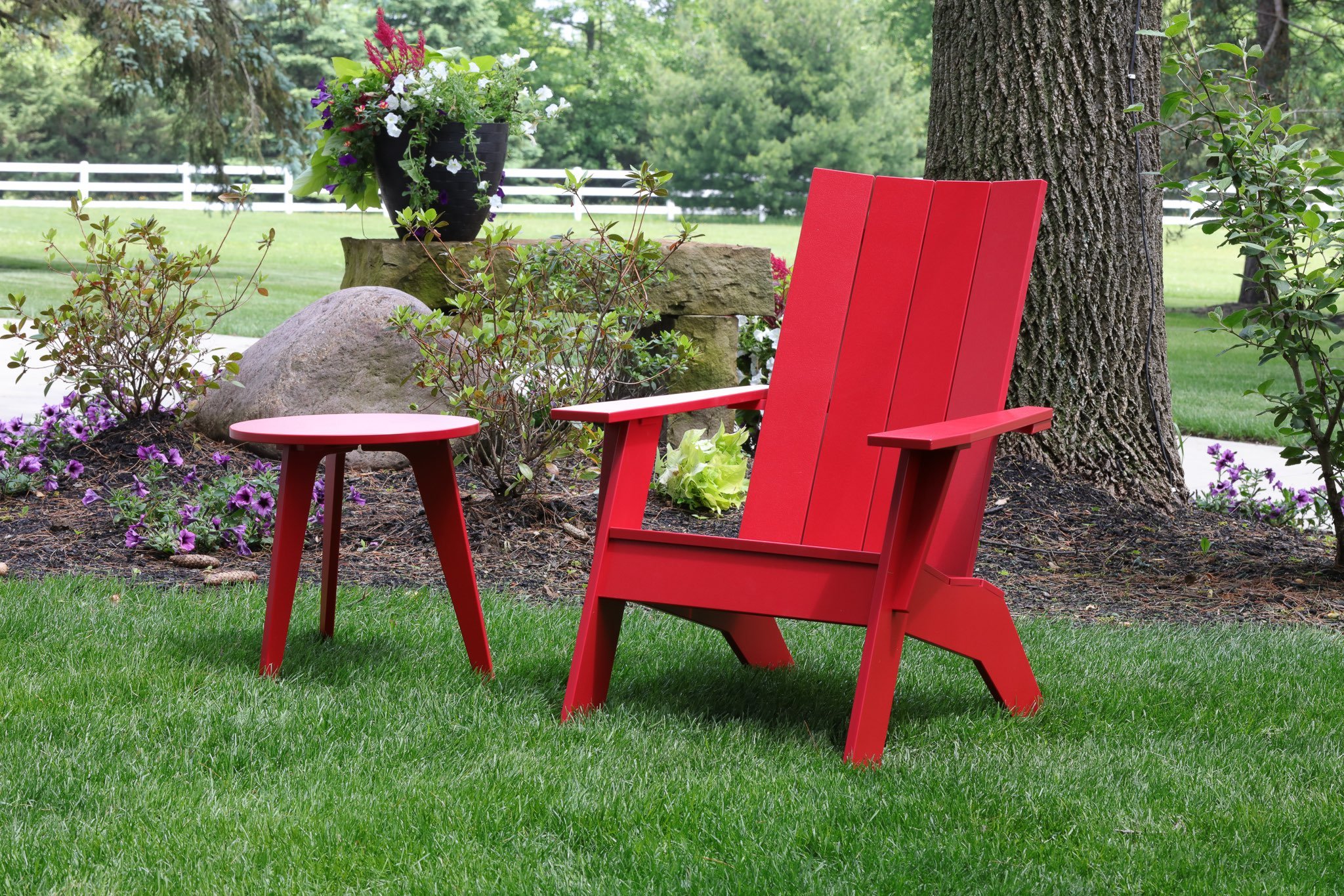 Nordic Adirondack Chair & Round End Table - Red-2.jpg