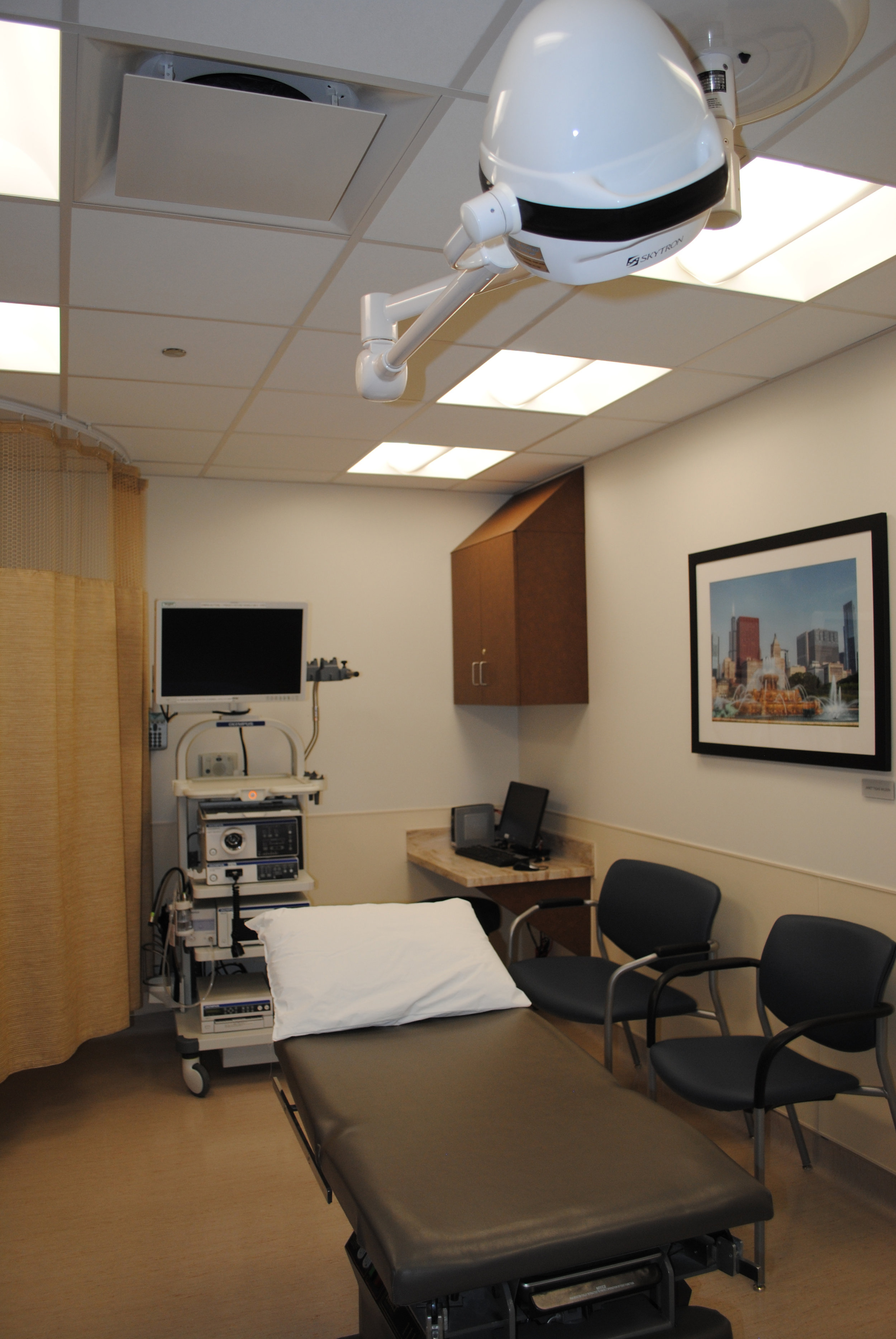 Procedure Room 1.jpg