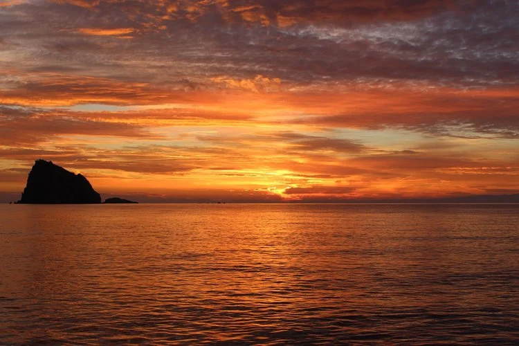 The Physics of a Sunset, Mother's Love
