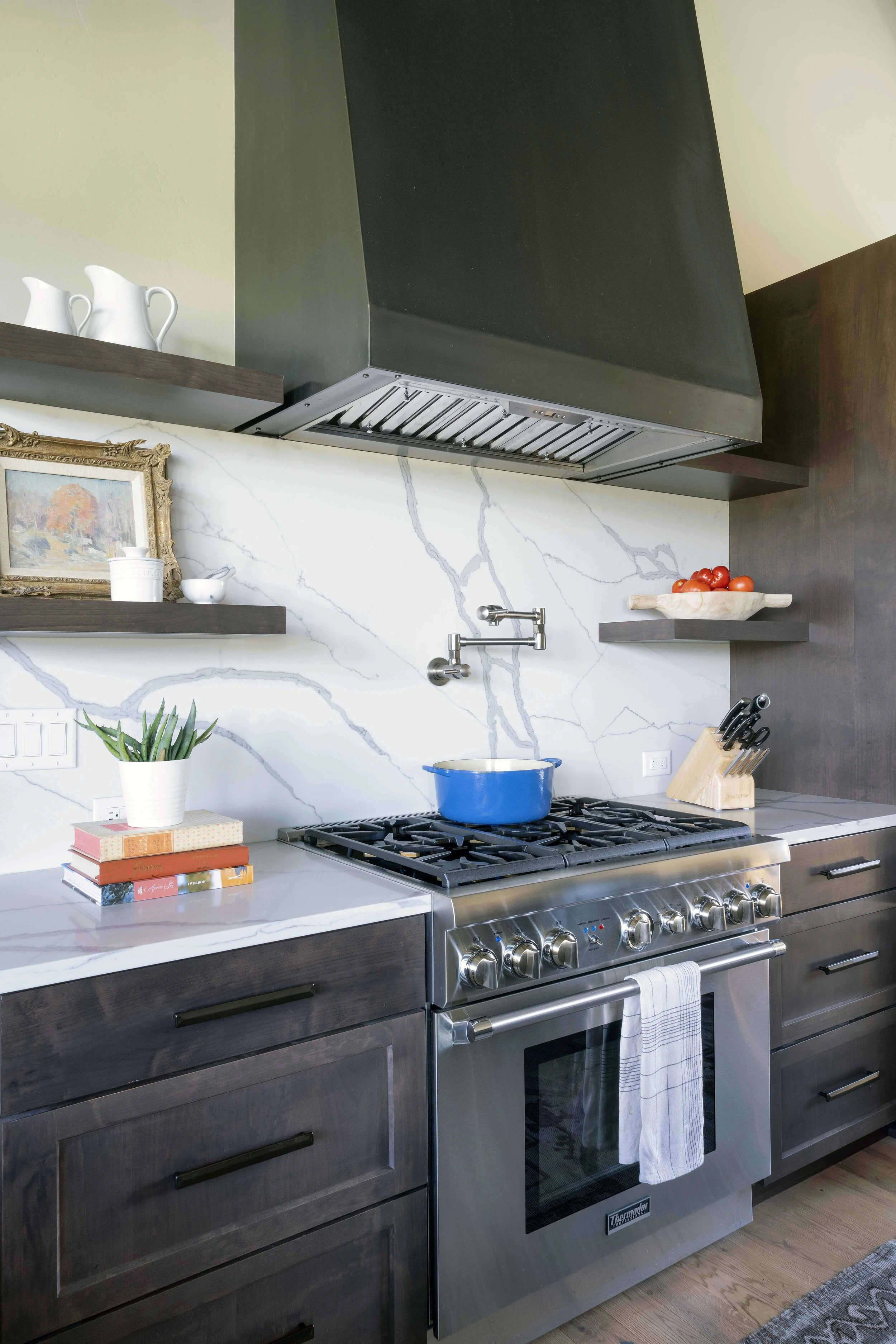 67_Thresher_Kitchen_2.jpg