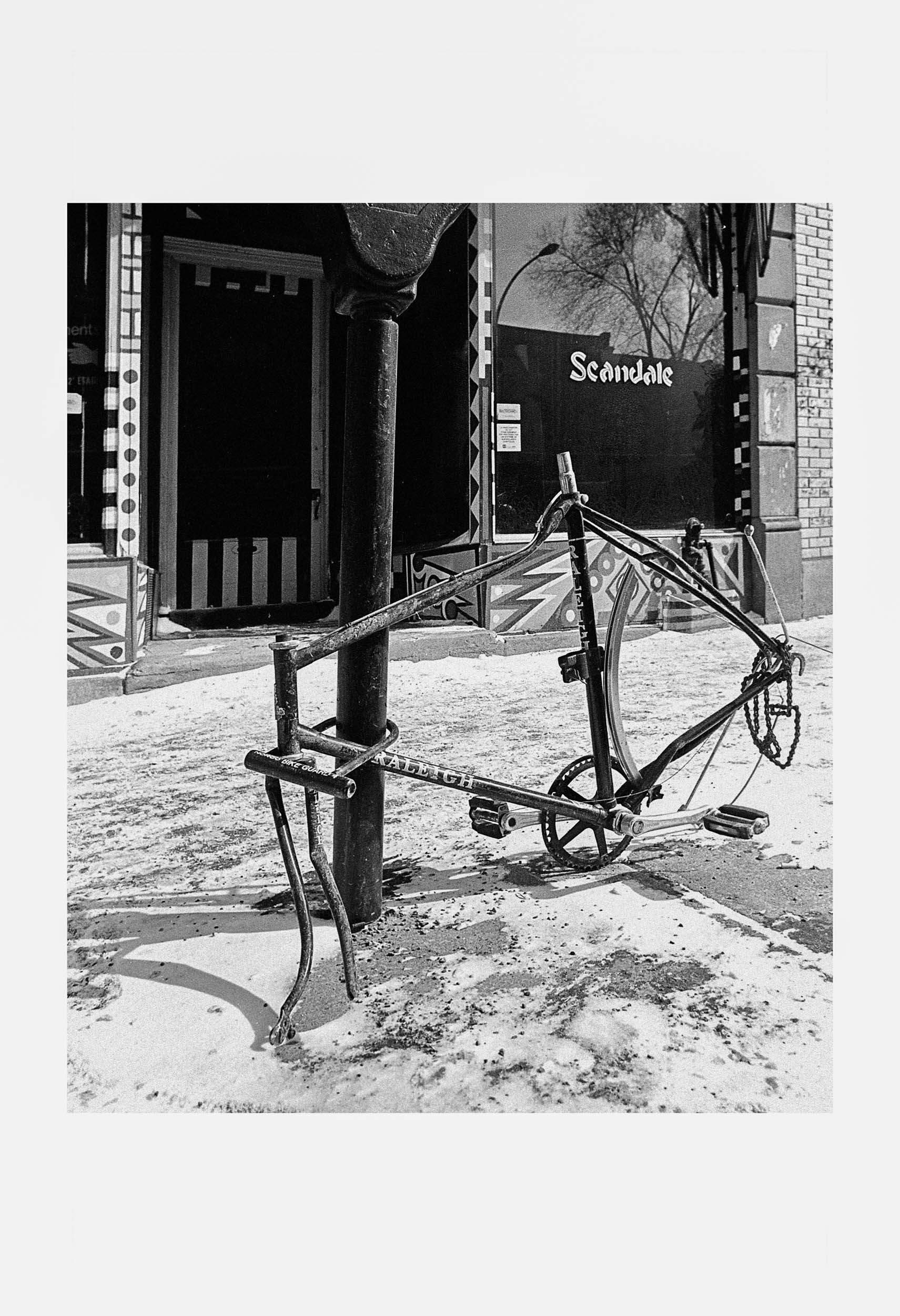  Série de photos sur les vélos abandonnés dans les rues de Montréal 