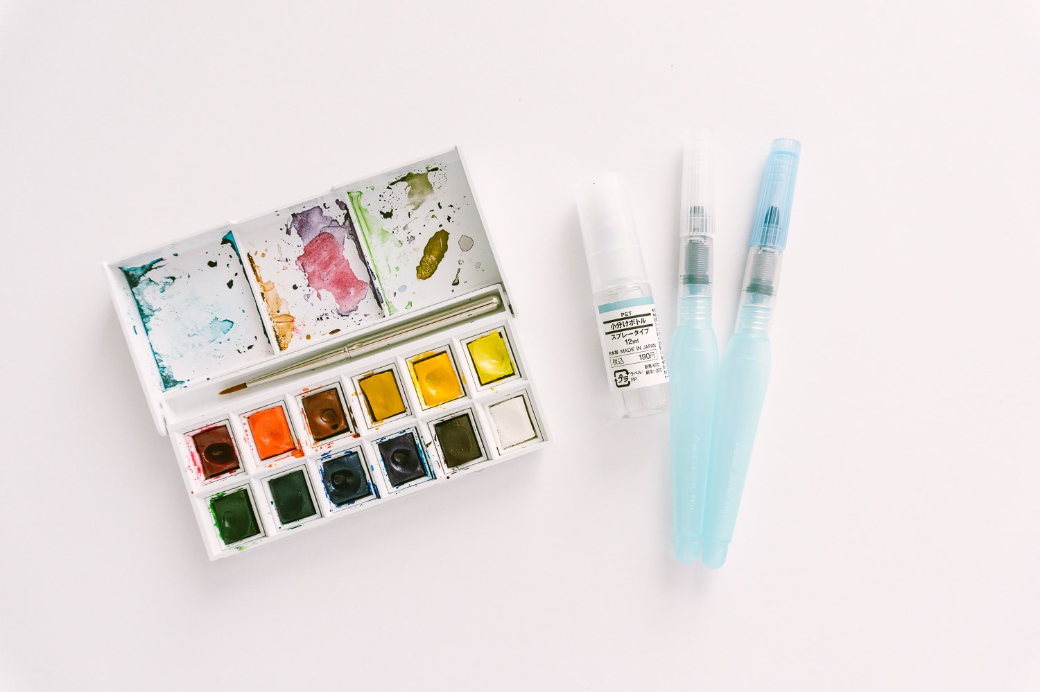 Winsor & Newton Cotman Pocket Watercolor Set w/ Muji Travel Spray Bottle and Pentel Water Brushes