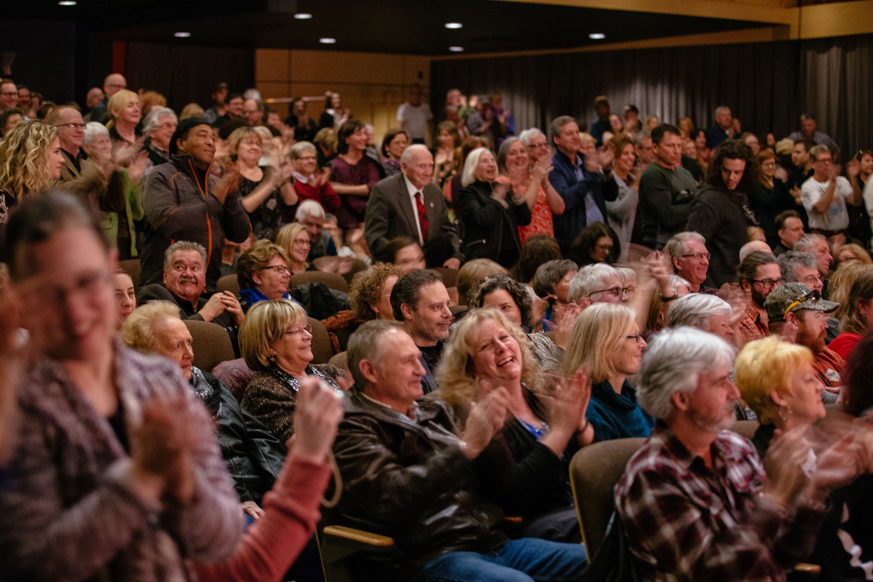 GroundSwell-Music-Festival---audience-applause.jpg