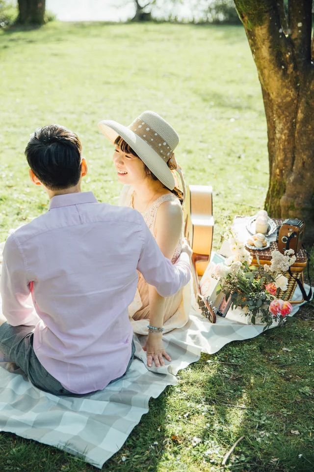 20150512_vancouver-deer-lake-engagement-session_0022.jpg
