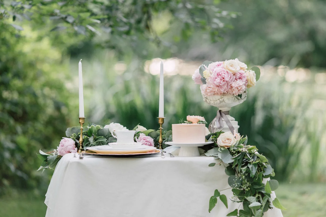 20160626_romantic_vancouver_wedding_inspiration_BetterSweet_Photography_0004.jpg
