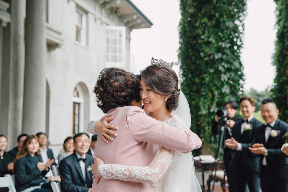 Vancouver fine art wedding photography l BetterSweet Photography at Hycroft manor