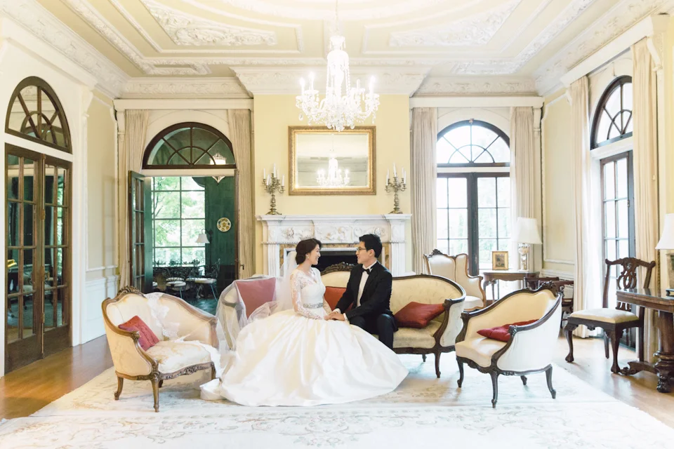 Vancouver fine art wedding photography l BetterSweet Photography at Hycroft manor