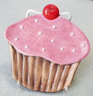 cupcake dish.JPG