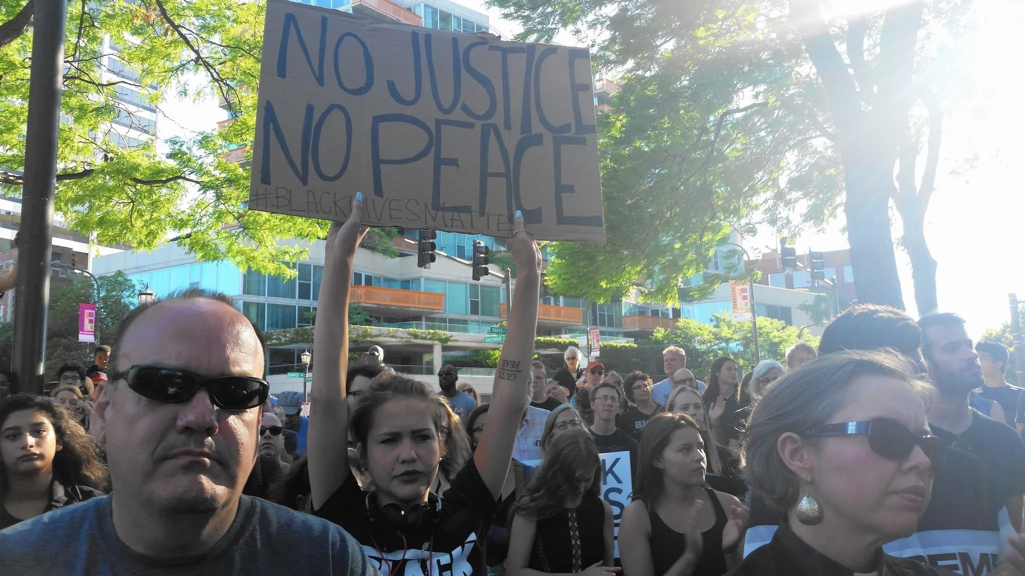 Hundreds attend anti-police-brutality rally in Evanston