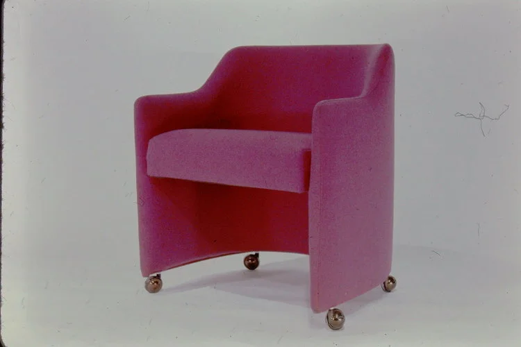 The “Twenty-two Lounge”, Windsor Arms Hotel. 1968.