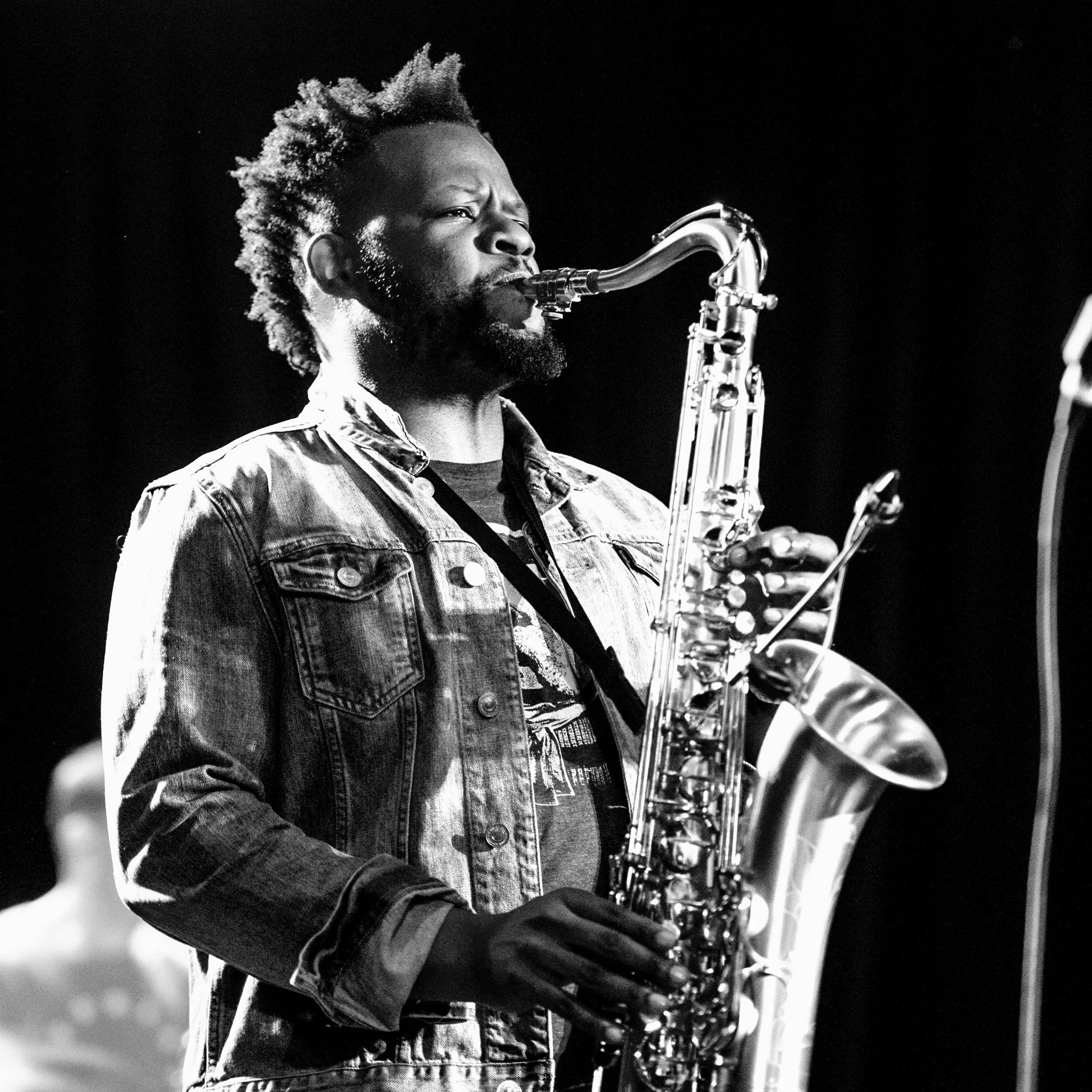 Jonathan Sanford : (Composer) born in Baltimore, Maryland and started piano lessons at Unseld’s School at the age of six. He moved on to violin before deciding on the saxophone at age nine. Jonathan went on to study classical saxophone, under the tutelage of Dr. Frederick Hemke at Northwestern University, where he was also a member of the 1996 Big Ten Championship Football Team. While in school, he wrote an original musical as well as an experimental musical adaptation of Alice in Wonderland. He was a member of Chicago funk mainstay acts, Sweet Sweet Candy and Fly Williams, as a saxophonist and rapper, releasing albums with both bands. On the coattails of an appearance on General Hospital, Sanford made the move to Los Angeles, where he currently resides. He continued playing saxophones in local acts until he made the switch to electronic music and composition, writing and performing with the eclectic Mr. Tiny’s Electric Toy Band. Jonathan was a founding member of the new music group Collide, along with Third Coast Percussion member David Skidmore and concert pianist Jade Simmons. The group served as artist in residence at Georgia Tech, worked with a musical performing robot at Yale, and debuted a work from Princeton professor Dmitri Tymoczko. In addition to his work with bands, Jonathan has shared the stage with legendary artists, Max Roach, Eddie Palmieri, Danilo Perez, and Bobby McFerrin. Sanford’s new joy is composing and producing music for film and advertisements, as well as producing records with independent pop artists.
