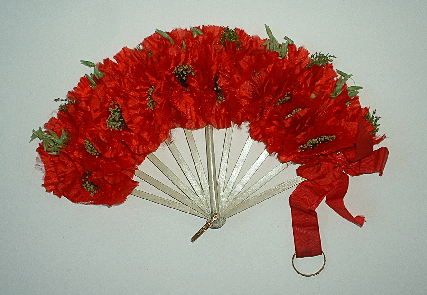 Poppy Bouquet Fan