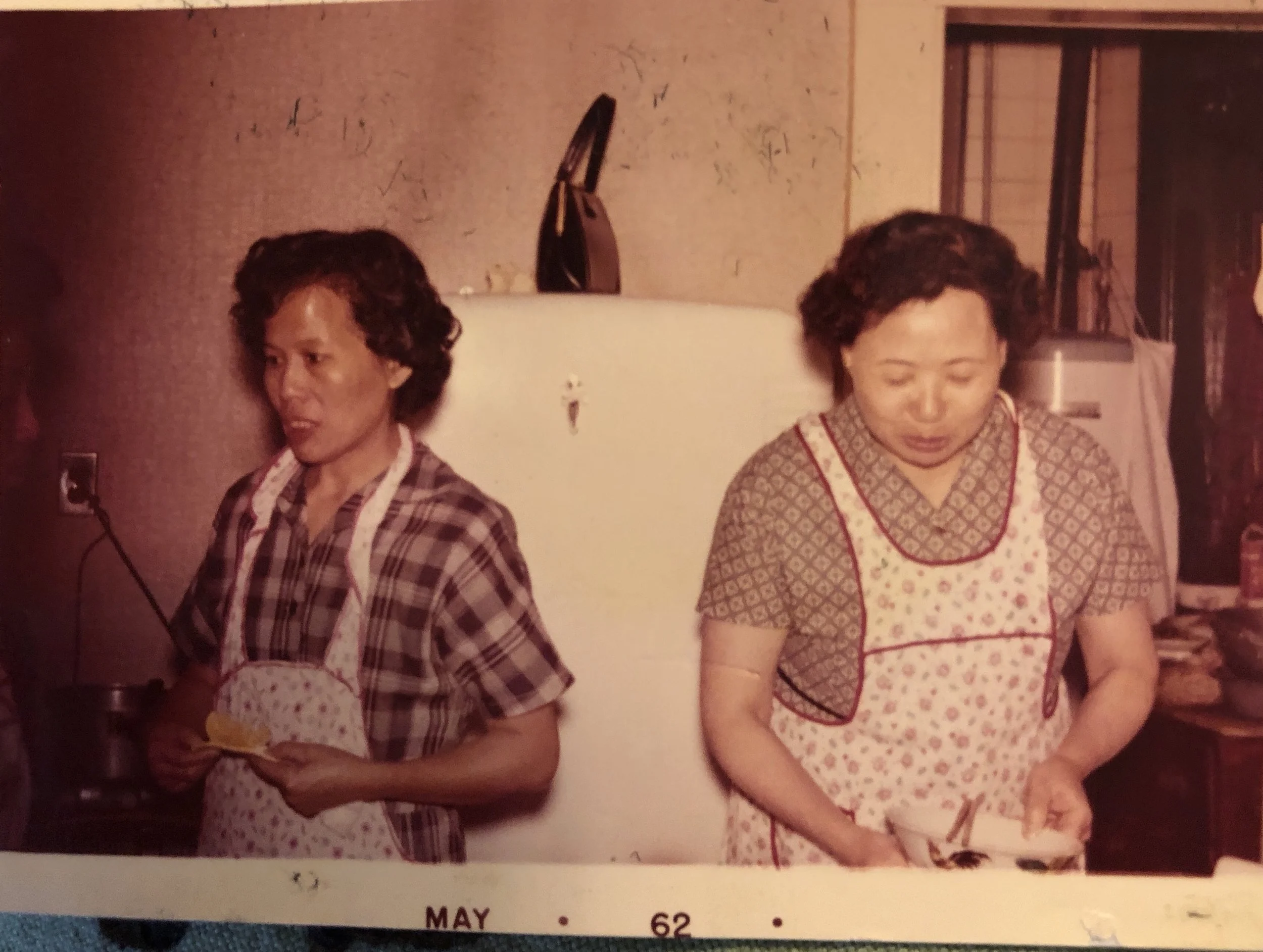 May Soon Yee (Cynthia’s mother) and Foong Ying Yee (her aunt) preparing dinner at 116 Hudson Street.