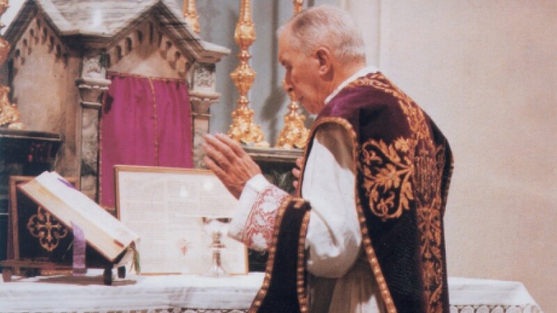  The Traditional Latin Mass   Exclusively    Get Mass Times  