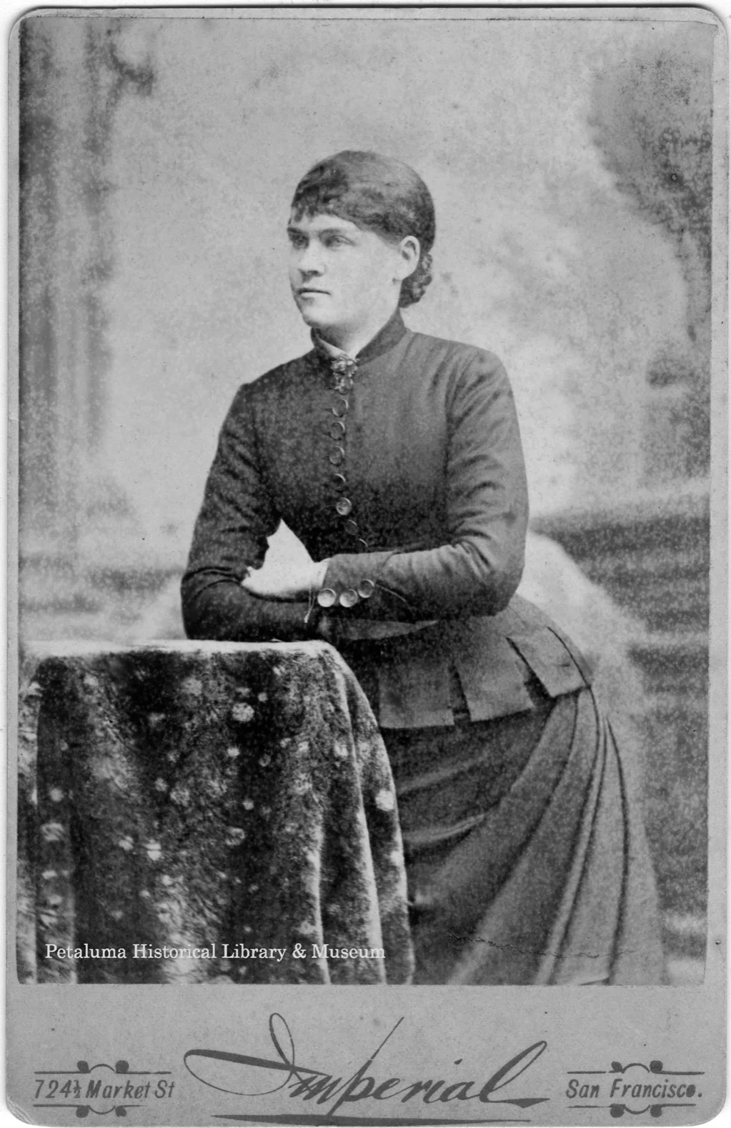 clara-belle-ivancovich-2014-791-33-side-a.jpg