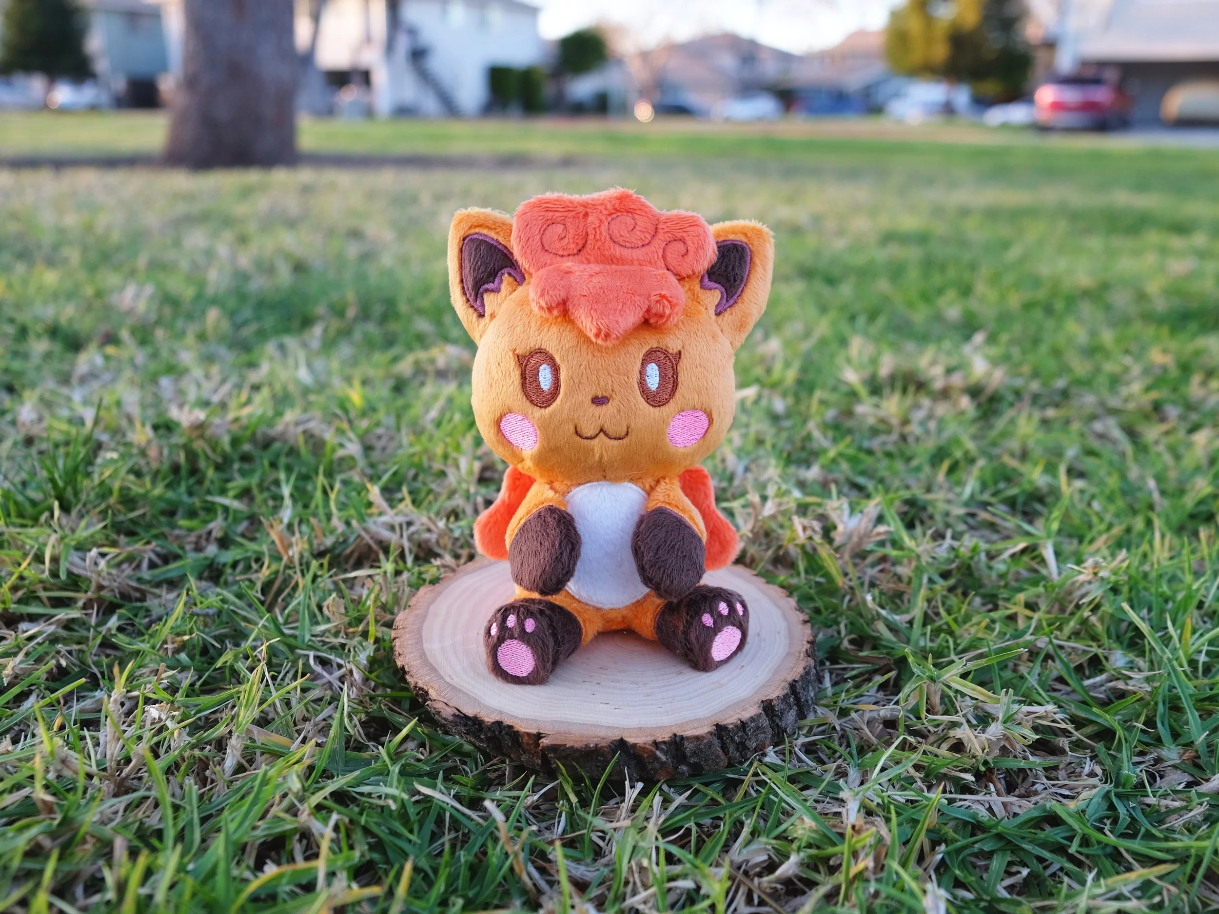 Plush_Vulpix_Front.jpg