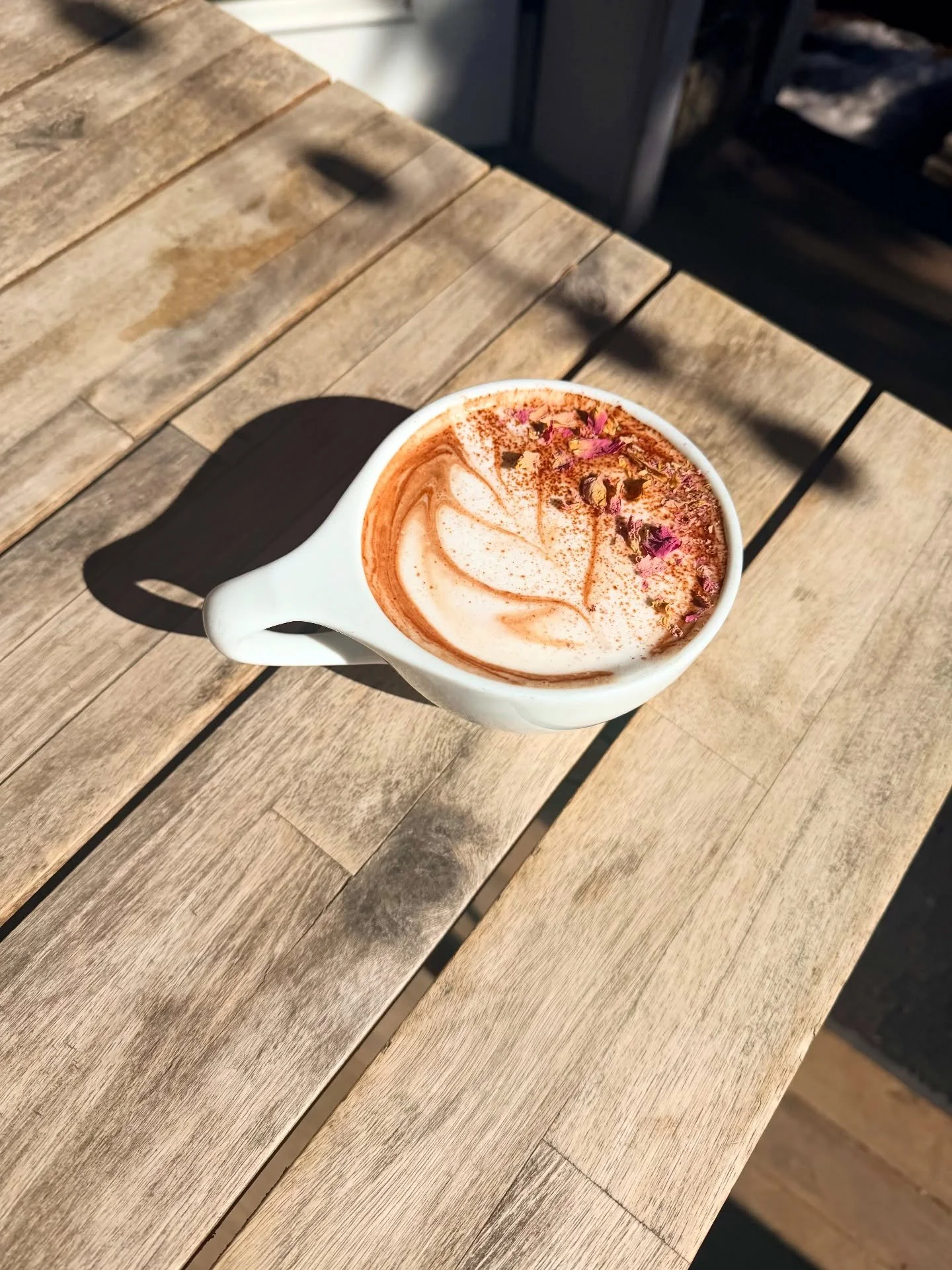 The Rosie Latte! It&rsquo;s your last chance to get this sweet, beautiful concoction THIS weekend 
✨🌹☕️Come on over to HB and treat yourself before our February Latte special is gone!

The Rosie Latte 🌹✨ is an antioxidant latte that works to suppor