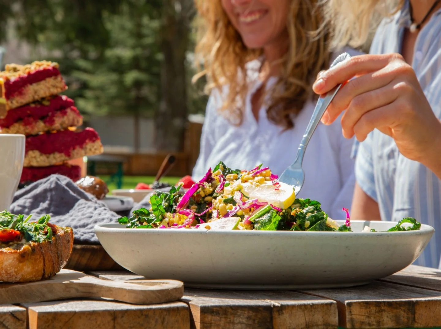 Gold in Jackson, Wyoming 💚
For a caf&eacute; rooted in clean, organic ingredients, this feels pretty golden ✨

In our little mountain town that values quality and community, this means a lot to us!

#jacksonwy #jacksonhole #cafe #juicery #mountainto