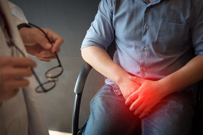 Tưởng viêm da suốt 2 năm, người đàn ông phát hiện ung thư hiếm gặp vùng kín