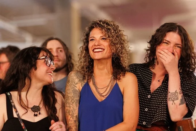 ✨what it looked like having my piece auctioned off last week at Art For Franklinton 🤭&hearts;️
📷 @melodykayphoto 
.
.
.
.
.
#franklinton #artsdistrict #cbusart #614art #fundraiser