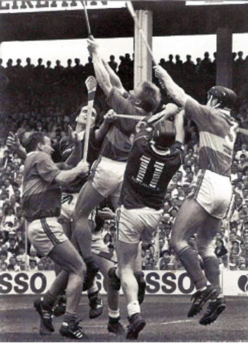 An action shot from the 1991 All Ireland semi-final between Tipperary and Galway