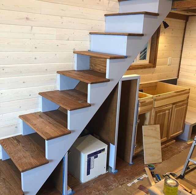 Staircase updates 👍🏼