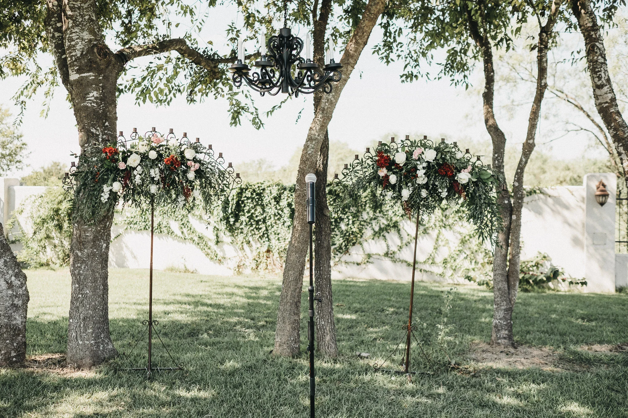 Melissa_&_Corey_Wedding_Austin_017.jpg