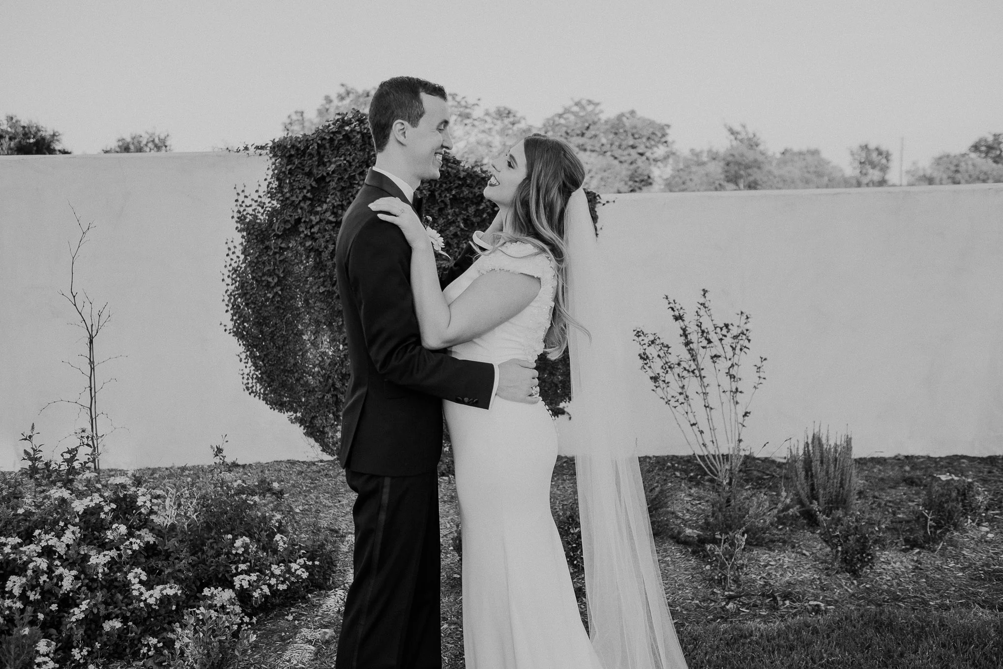 Melissa_&_Corey_Wedding_Austin_091.jpg