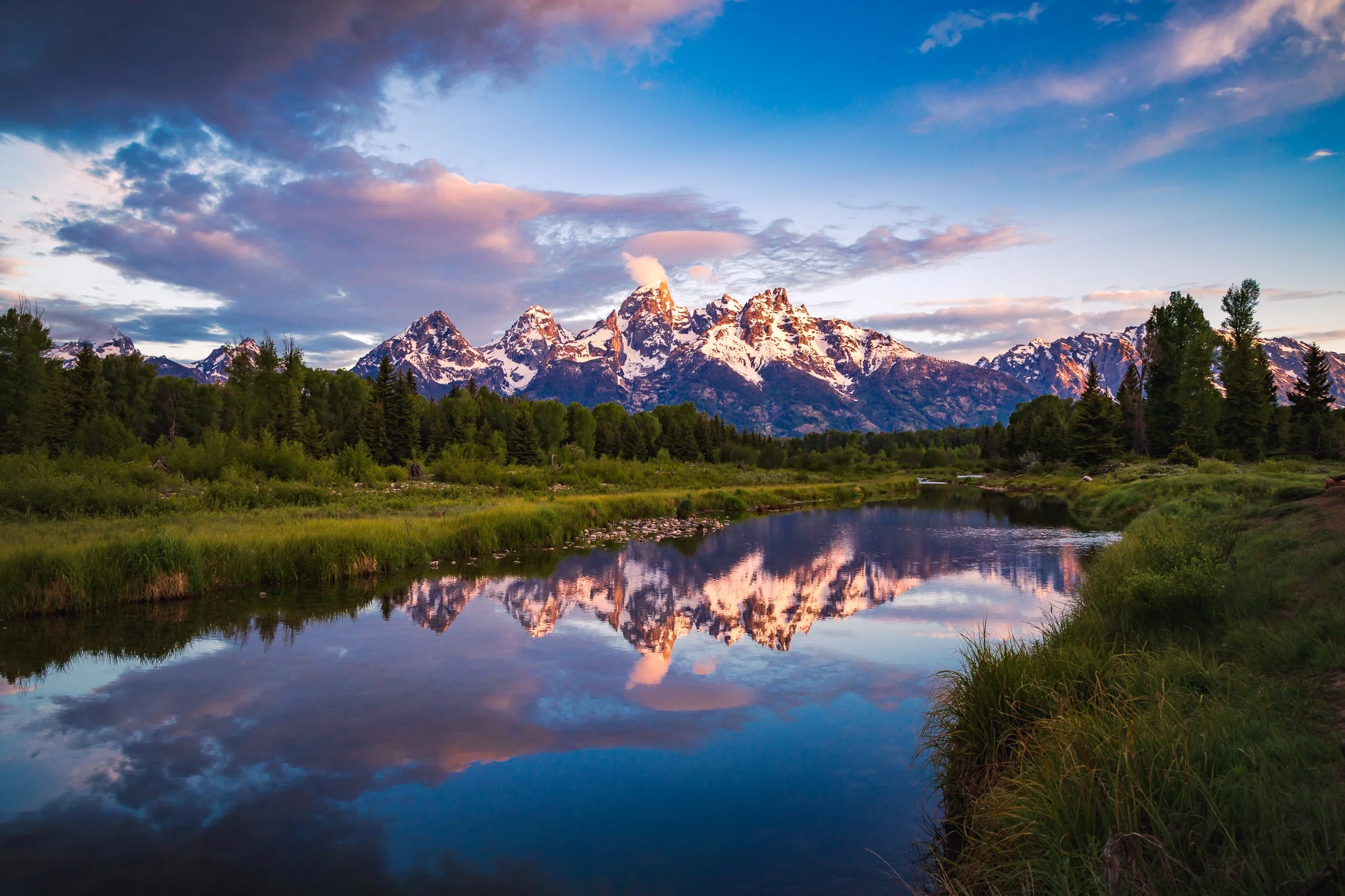 AdobeStock_291642965 Tetons.jpeg