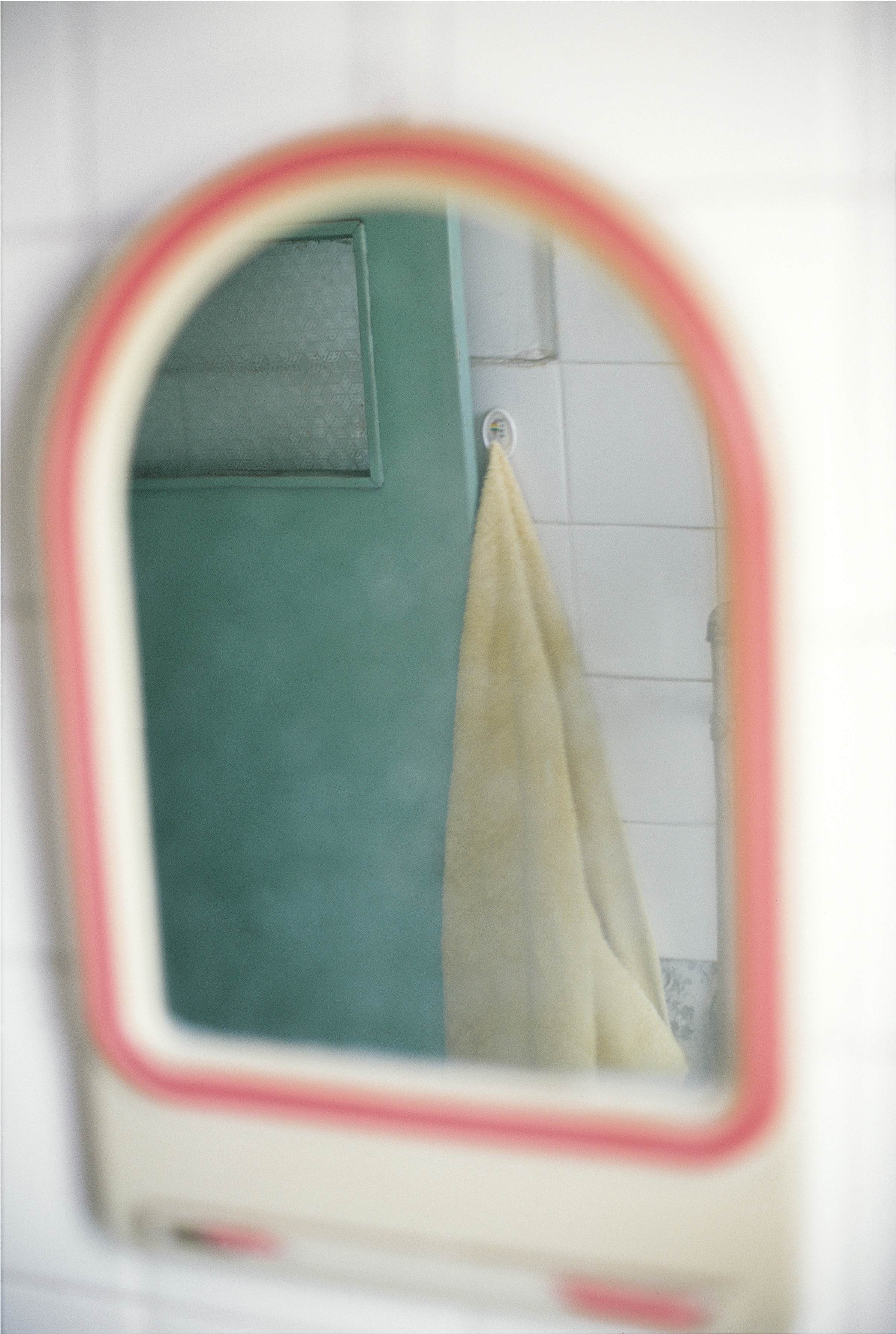 浴室镜子-Bathroom Mirror-61x42cm-2005_compressed.jpg