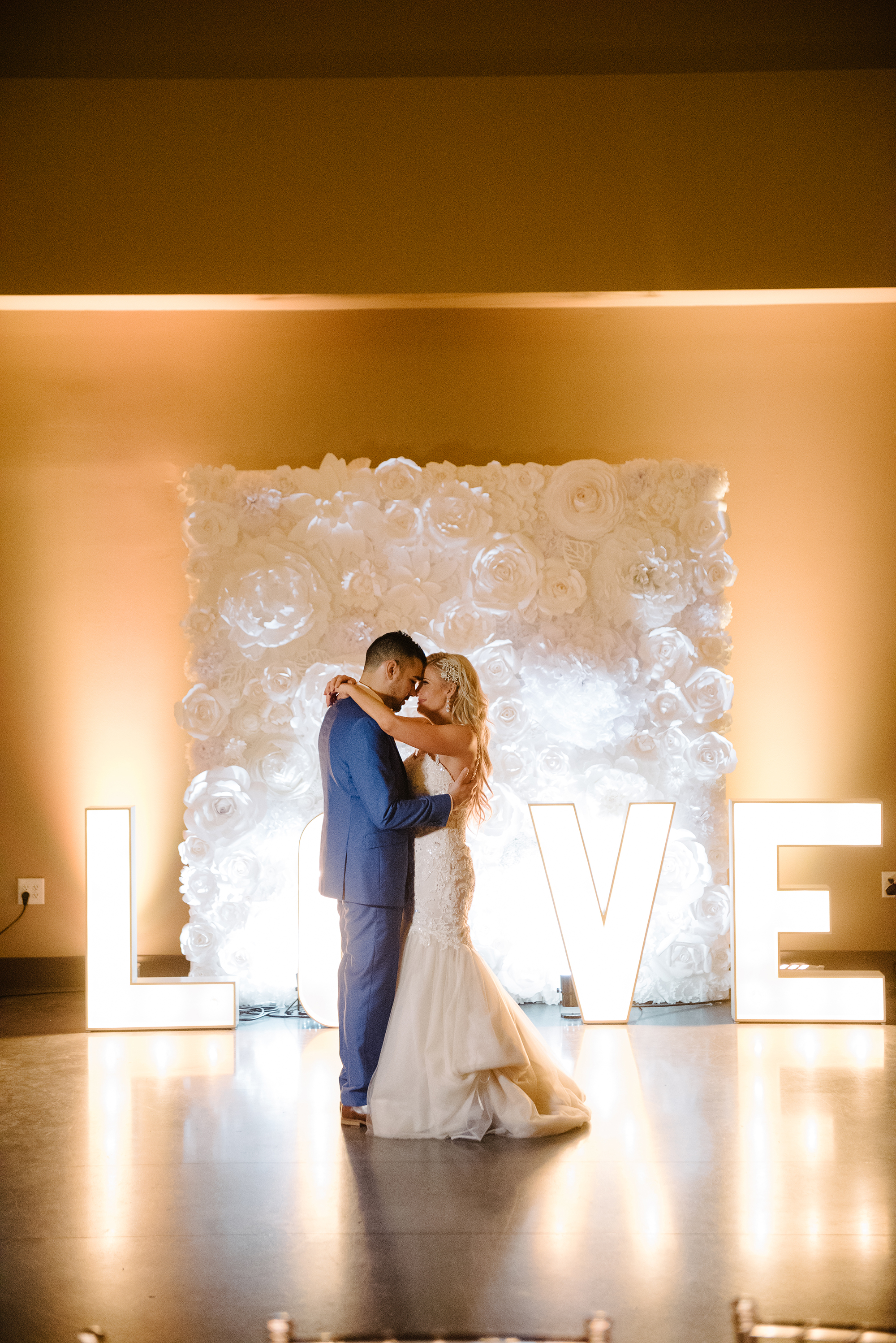 DallasWeddingPhotographer-MattandJulieWeddings_Melissa+Chris1048.jpg