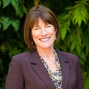 shelly sutherland.jpeg