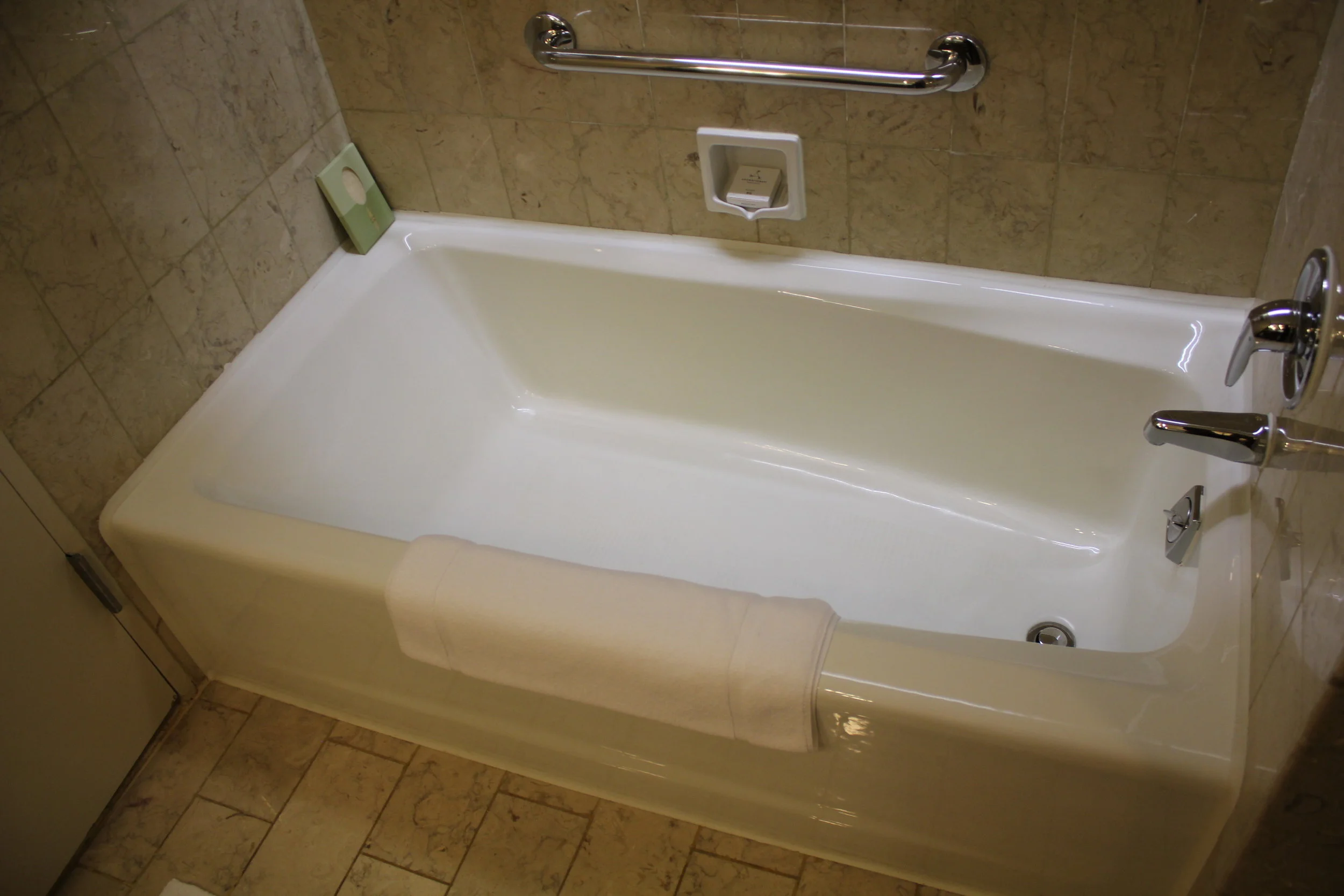 Review JW Marriott Hong Kong Prince of Travel