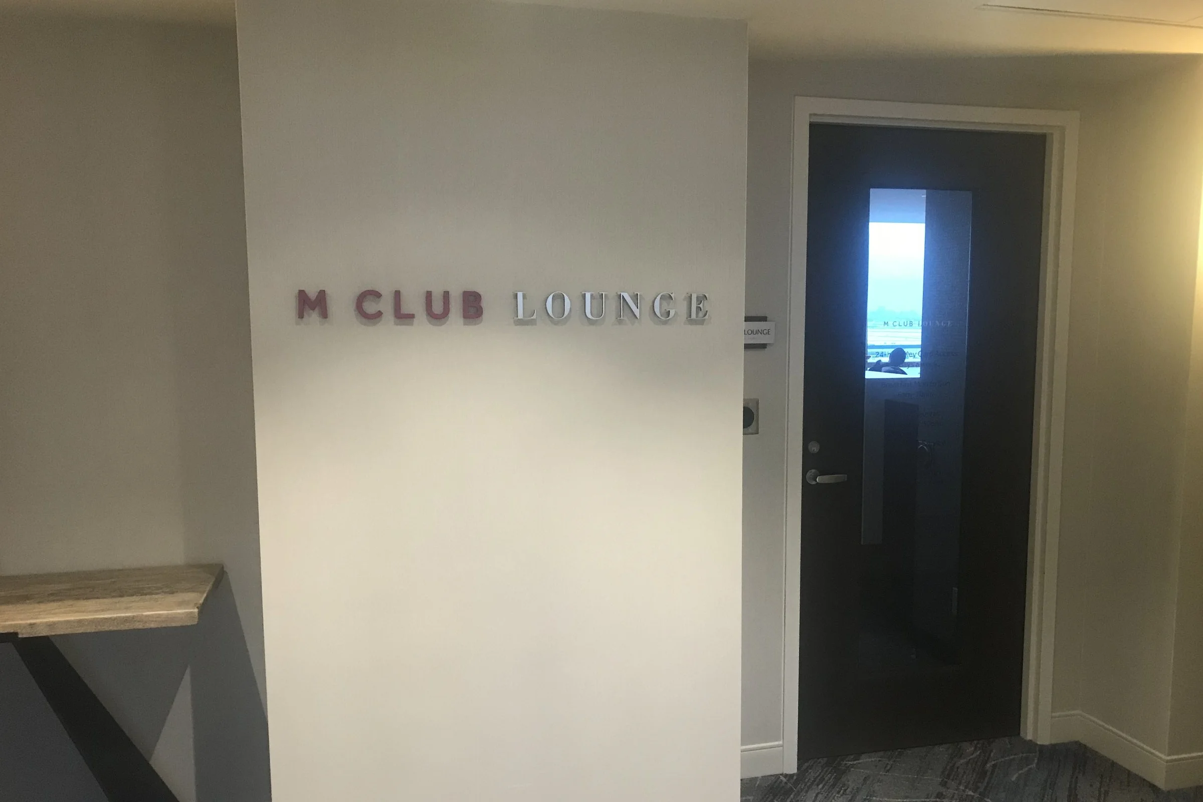 Marriott In-Terminal Hotel Calgary Airport – M Club