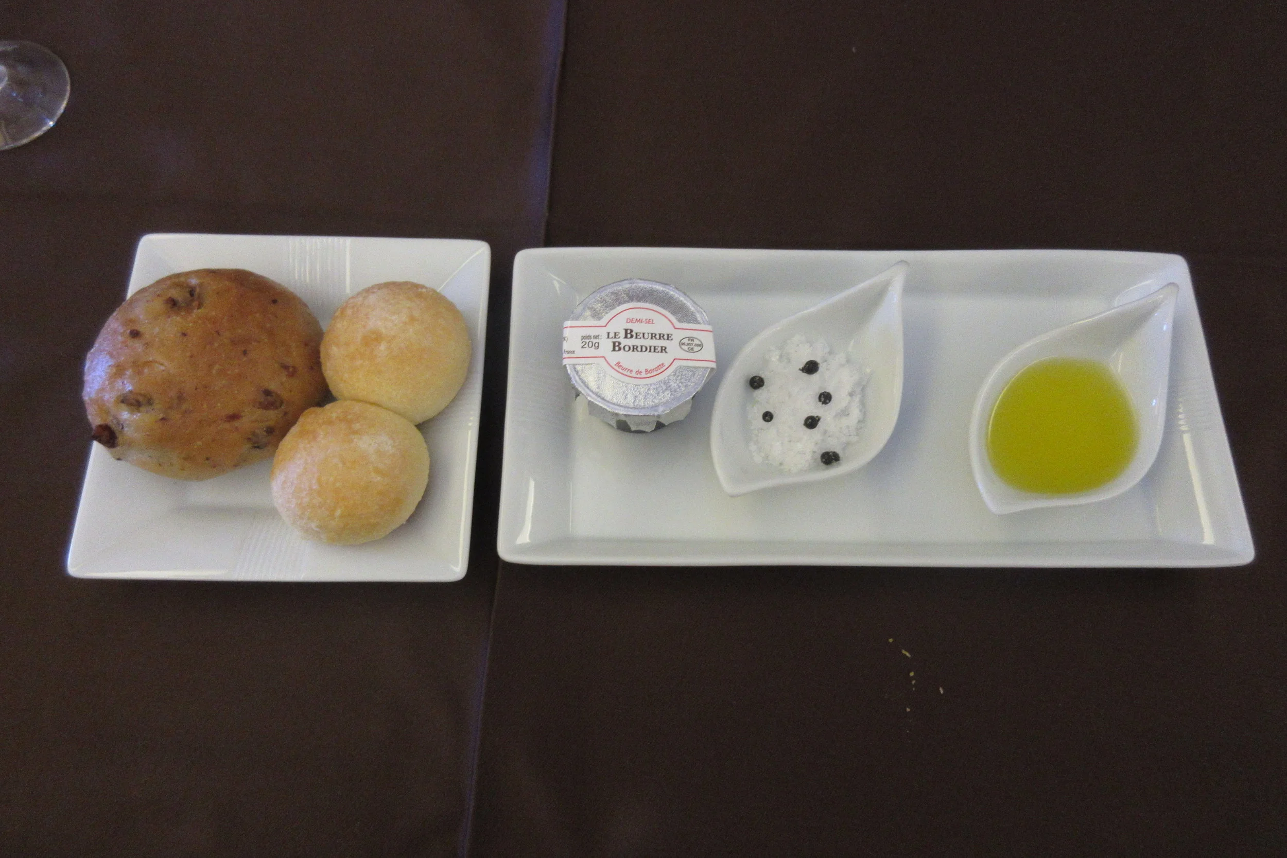 Japan Airlines First Class – Bread