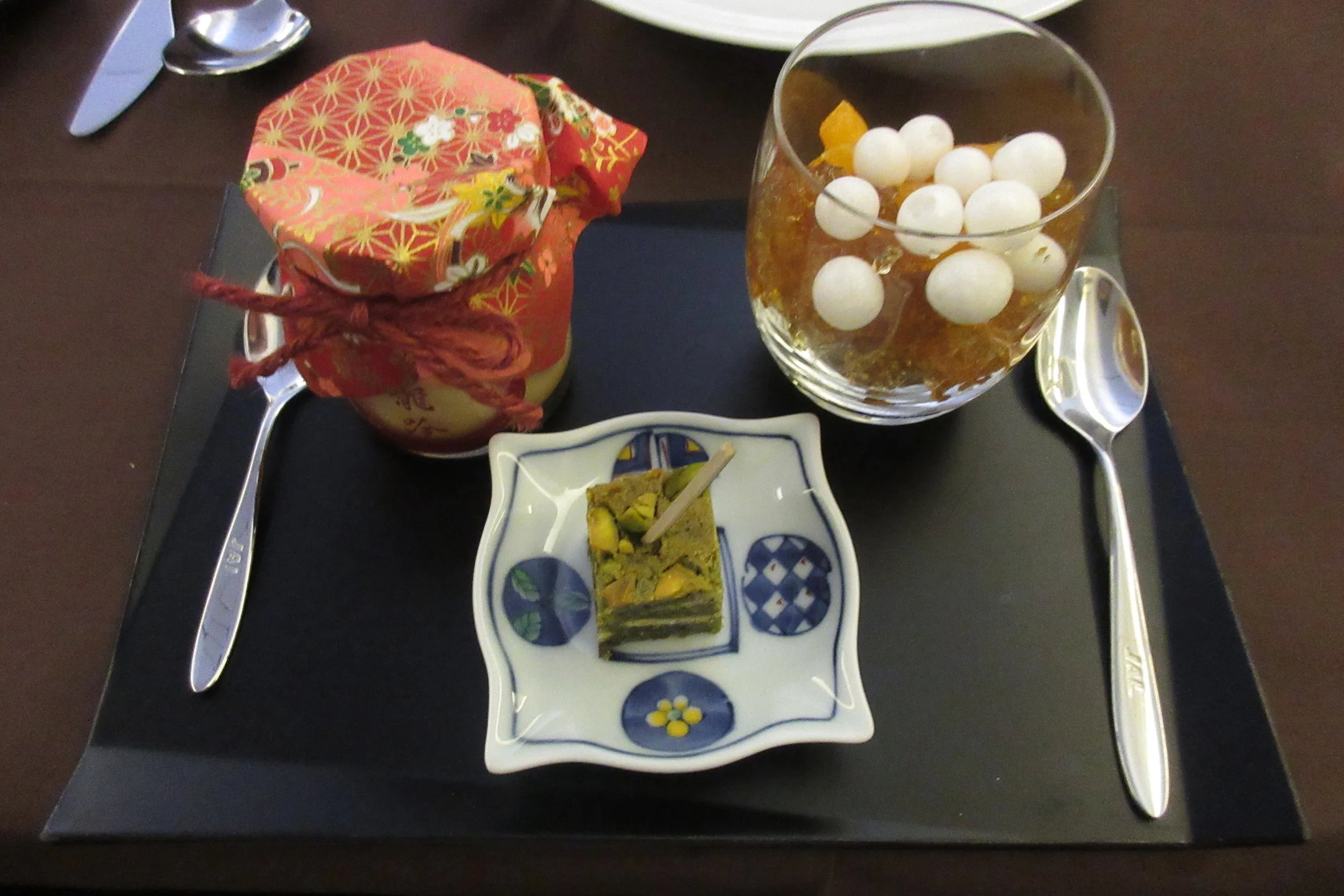 Japan Airlines First Class – Japanese desserts