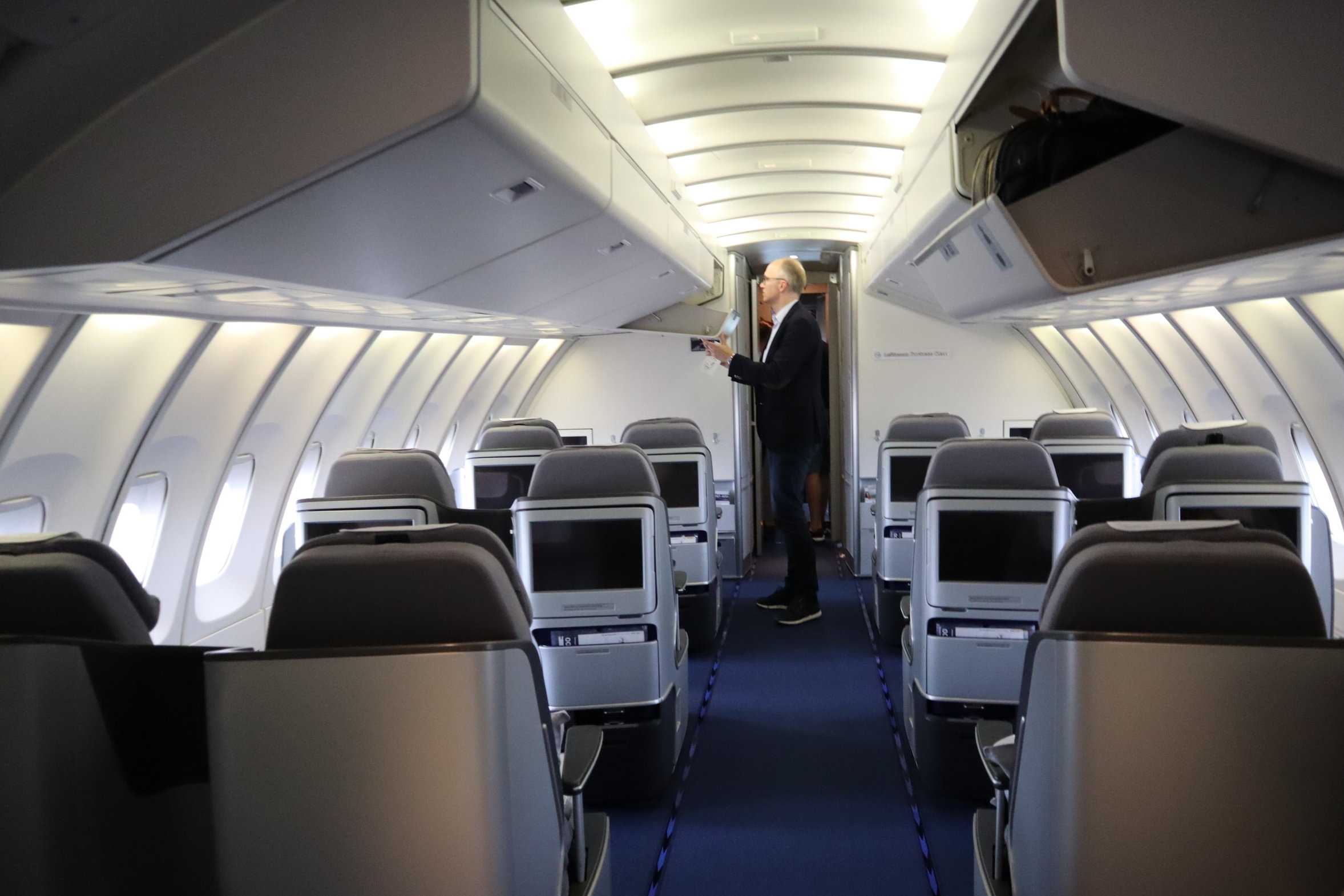 Review Lufthansa Business Class Toronto To Frankfurt