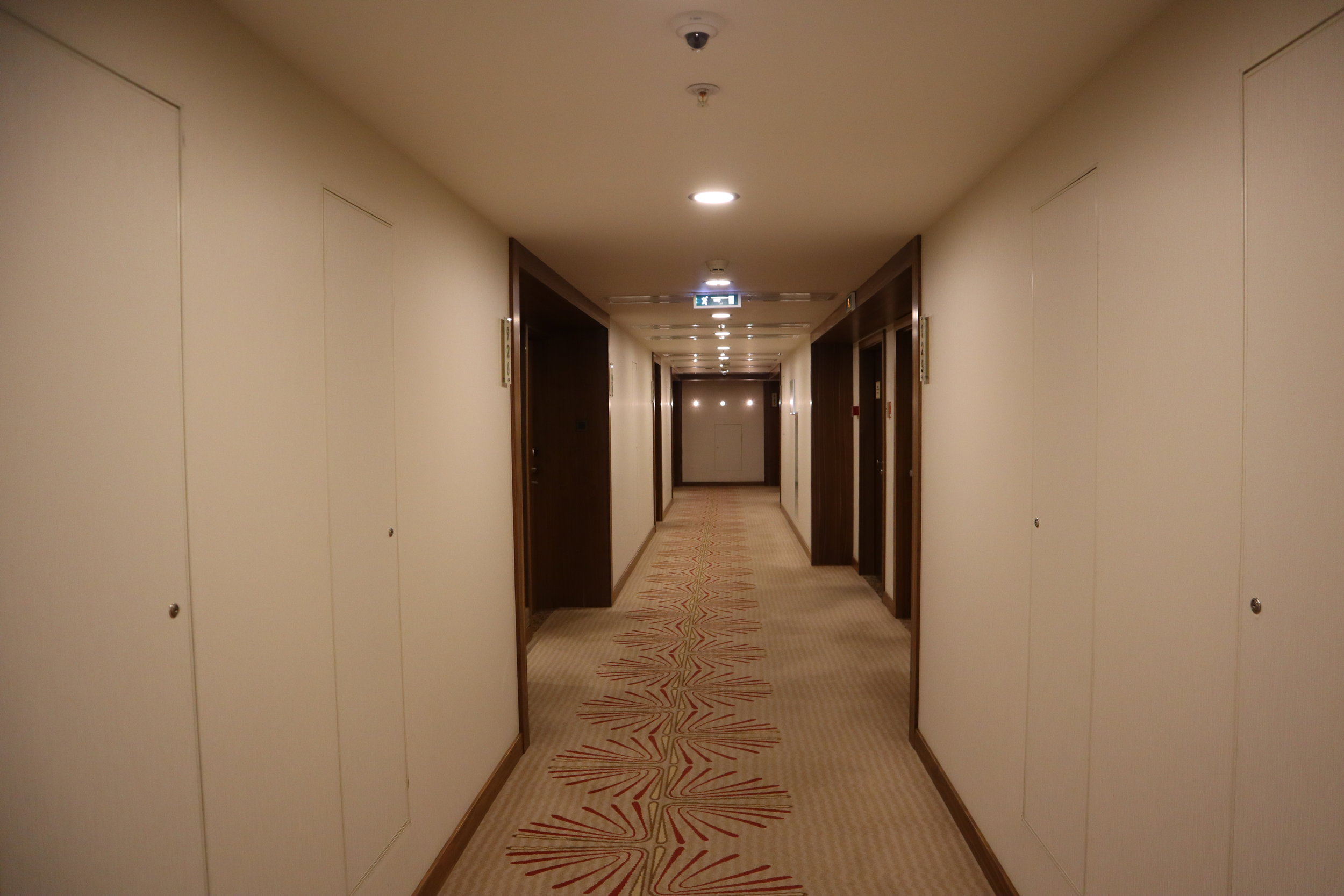 Marriott Novosibirsk – Hallway