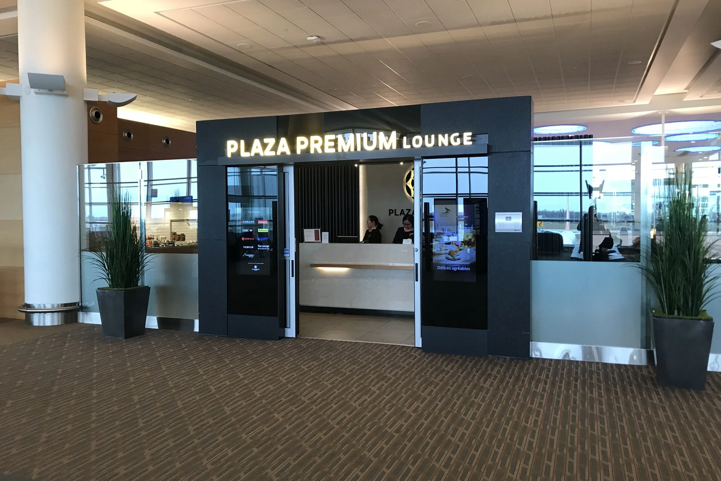 Plaza Premium Lounge Winnipeg