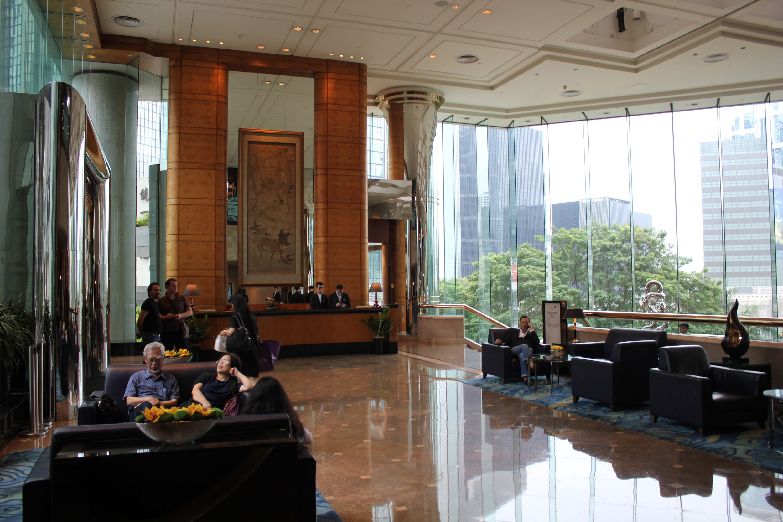 I recently treated my dad to seven nights at the JW Marriott Hong Kong