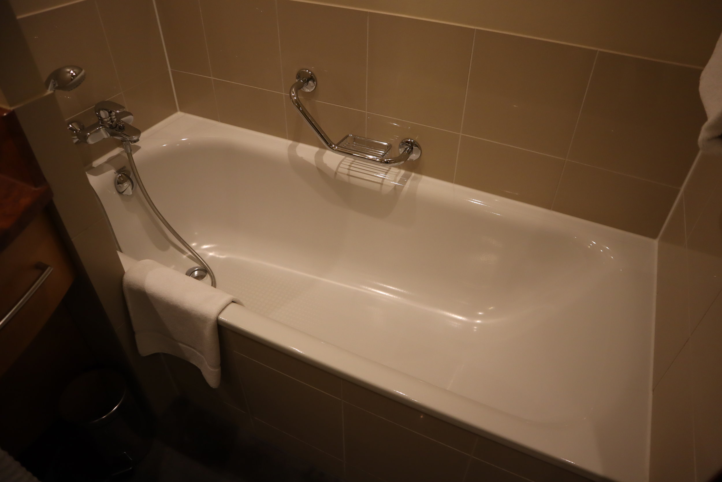 Le Méridien Munich – Bathtub