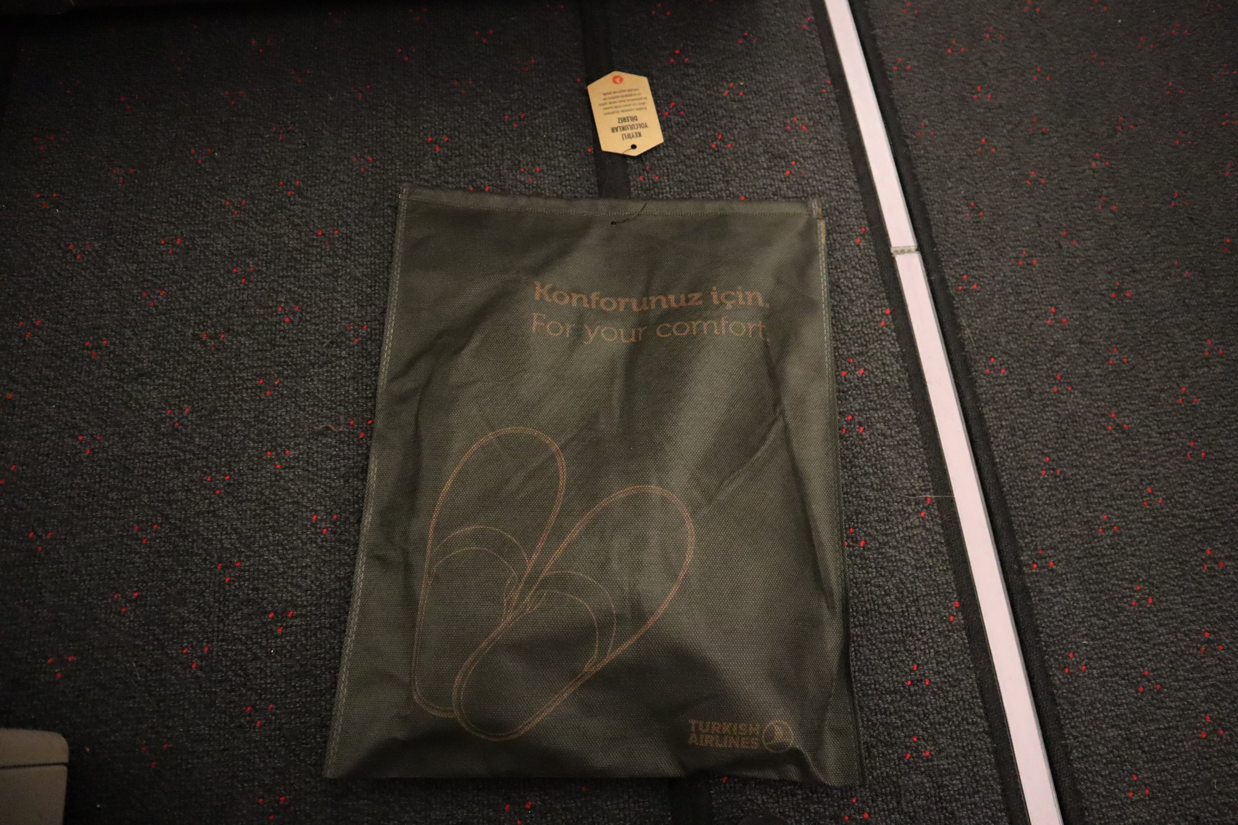 Turkish Airlines A330 business class – Slippers