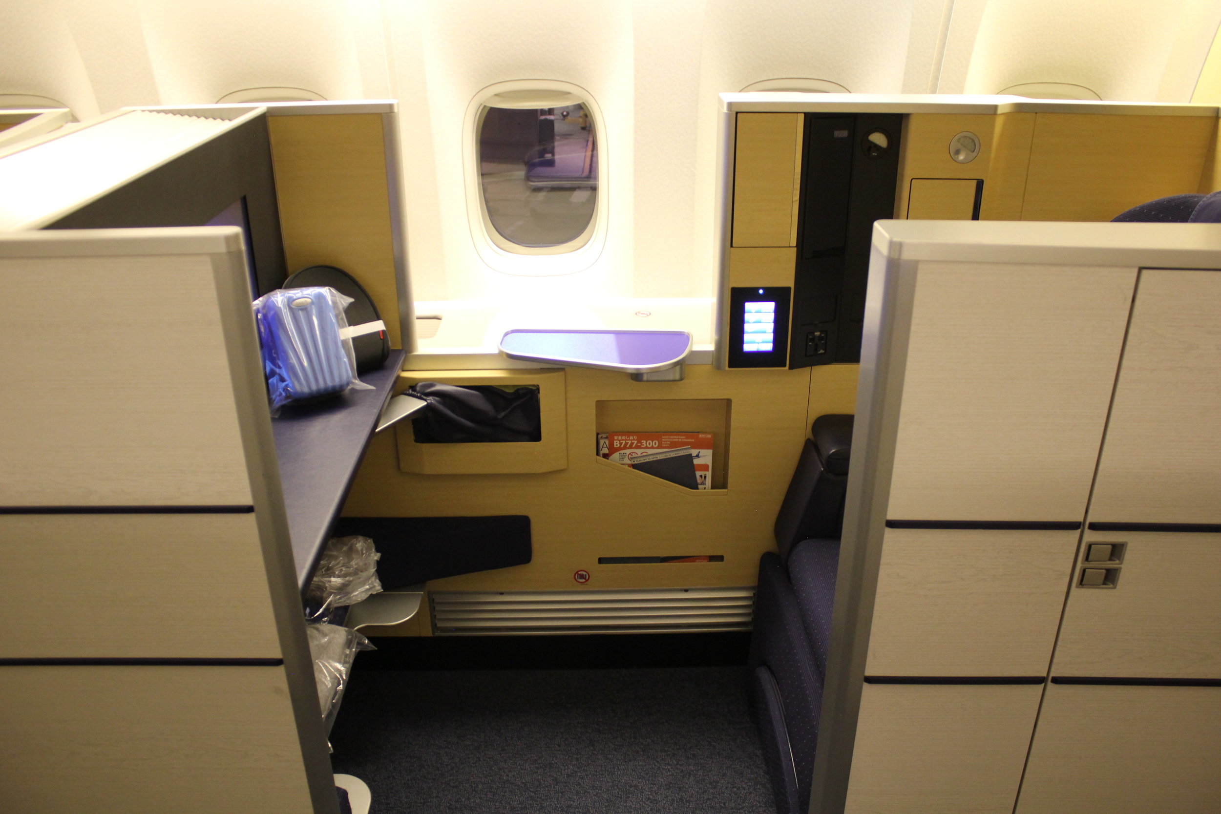 Fly ANA First Class round-trip for just 92,308 US Amex MR points (with 30% conversion bonus)