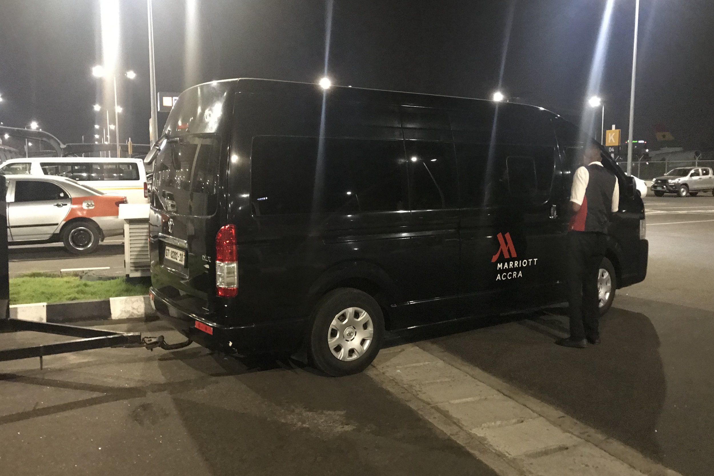 Marriott Accra – Airport shuttle bus