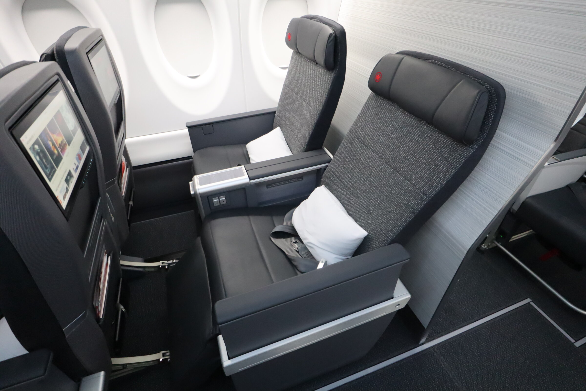 Air Canada A220 Business Class Review Image To U is-the-air-canada-boeing-787-9-the-dreamliner-infoupdate